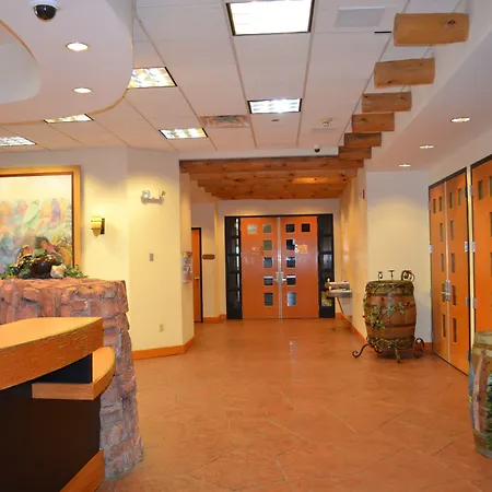 The Lodge At Cliff Castle Casino